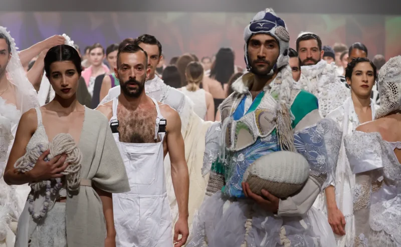 Creative Knitwear Design, i migliori look del master di Accademia Costume & Moda con Modateca Deanna